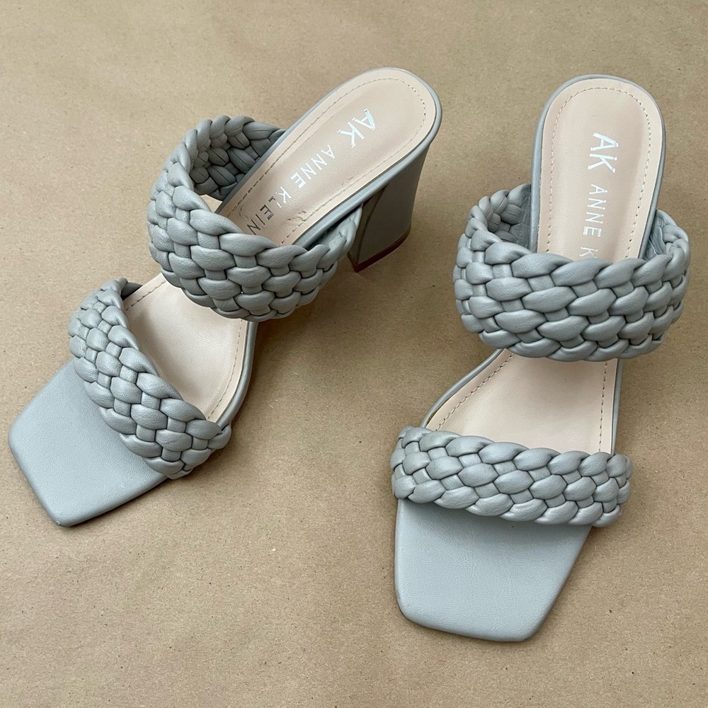 AK Anne Klien Gray Block Heel Braided Sandals (9)